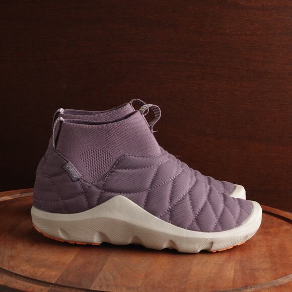 Oboz Boots WMS SZ 11 Purple Whakata Puffy Pull On Mid Comfort Casual Shoes NWOB - Picture 1 of 15